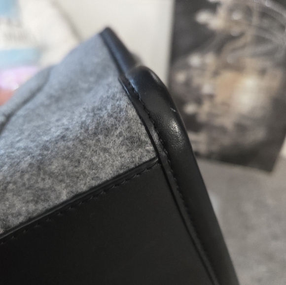 Marc Jacobs Gray The Tote Bag Flannel Wool - Picture 6 of 9